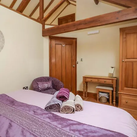 The Owl Barn * Shipton (North Yorkshire)